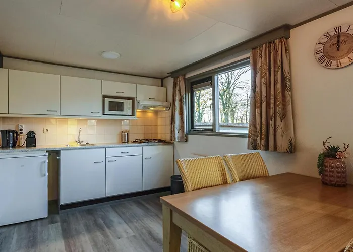 بيت للعطل 2 Bedroom Beautiful In ليمبورخ