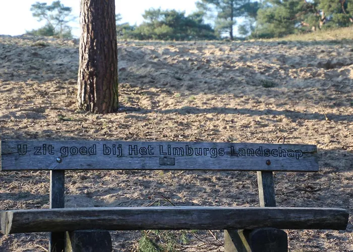 بيت للعطل 2 Bedroom Beautiful In *